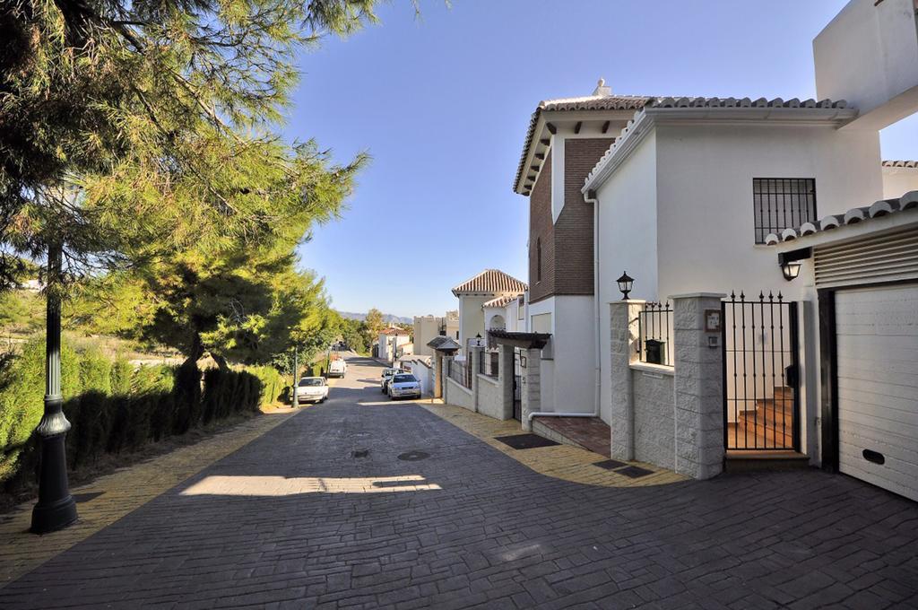 Apartamentos Chimenea Nerja Exterior foto